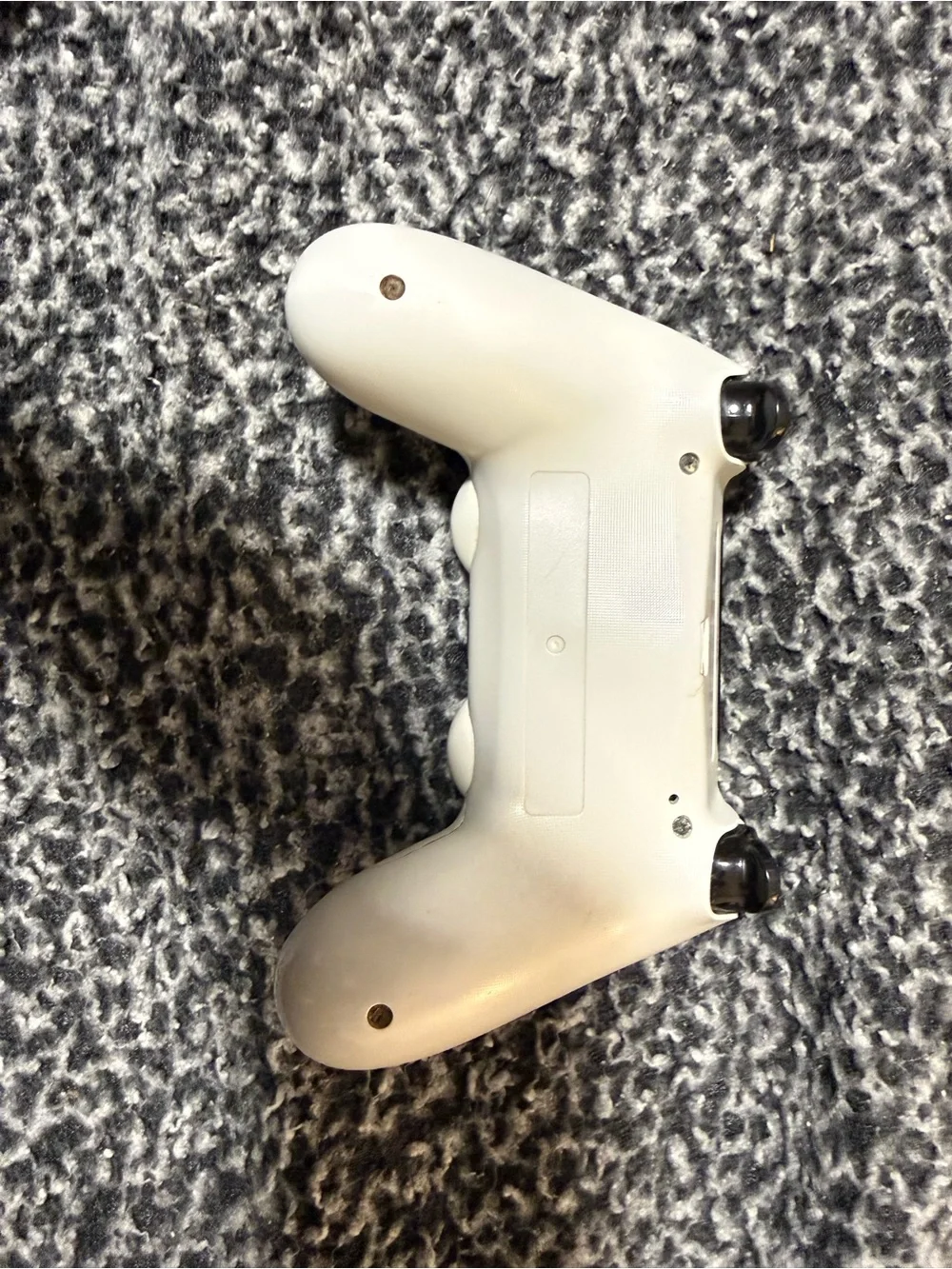 Sony DualShock 4 Wireless Controller - White with Black Buttons